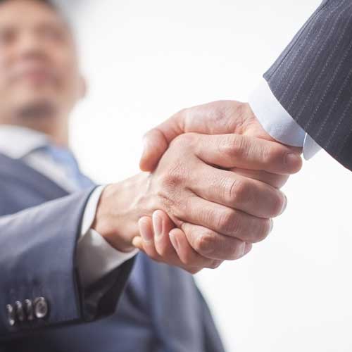 セクション4:採用情報イメージ